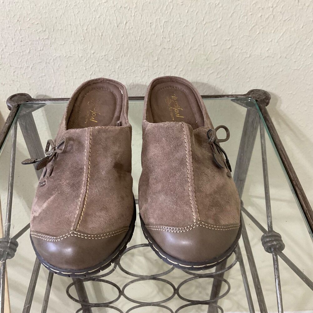 Natural Soul by Naturalizer Comfort Mules Size 7.5 M Women’s Brown Suede Slip On